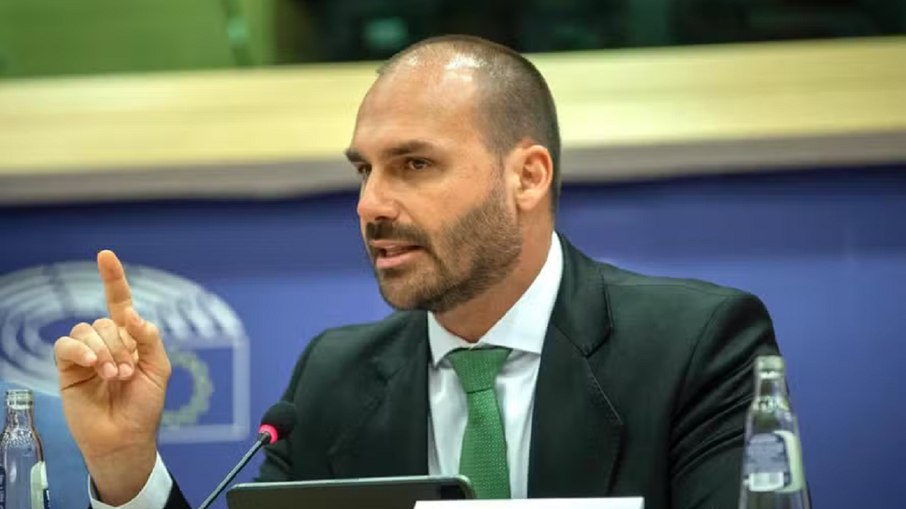 Eduardo Bolsonaro falou sobre ação do Trump