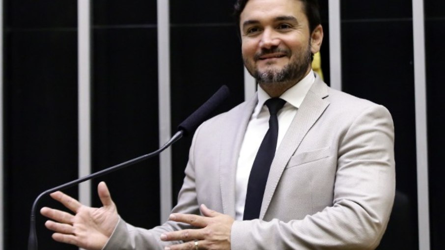 Celso Sabino deixa o Turismo Celso Sabino deixa o Turismo