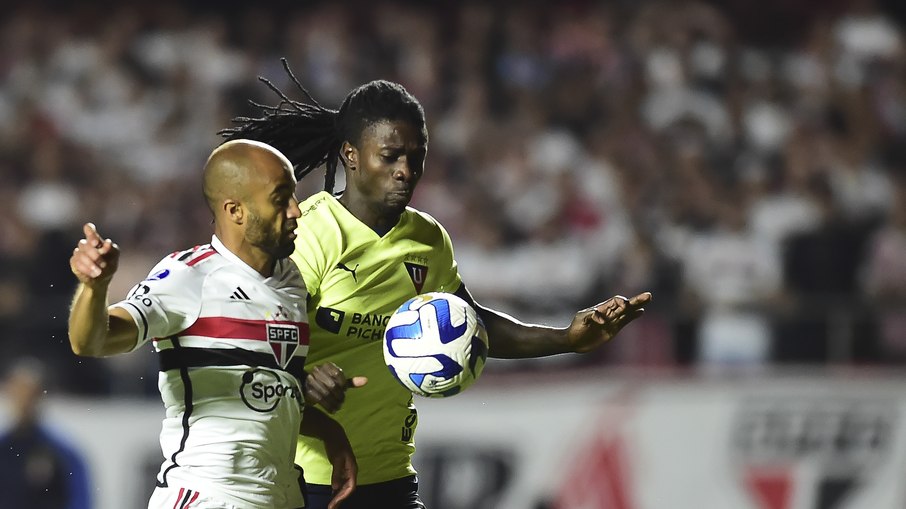 Último encontro entre São Paulo e LDU terminou com o Tricolor eliminado