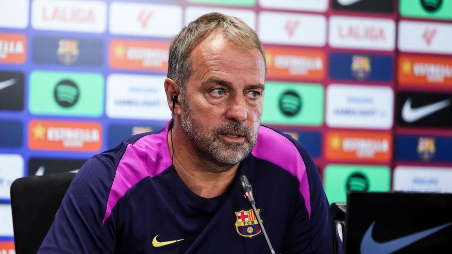 Técnico do Barça, Hansi Flick cutuca Real Madrid por boicote à Bola de Ouro Técnico do Barça, Hansi Flick cutuca Real Madrid por boicote à Bola de Ouro