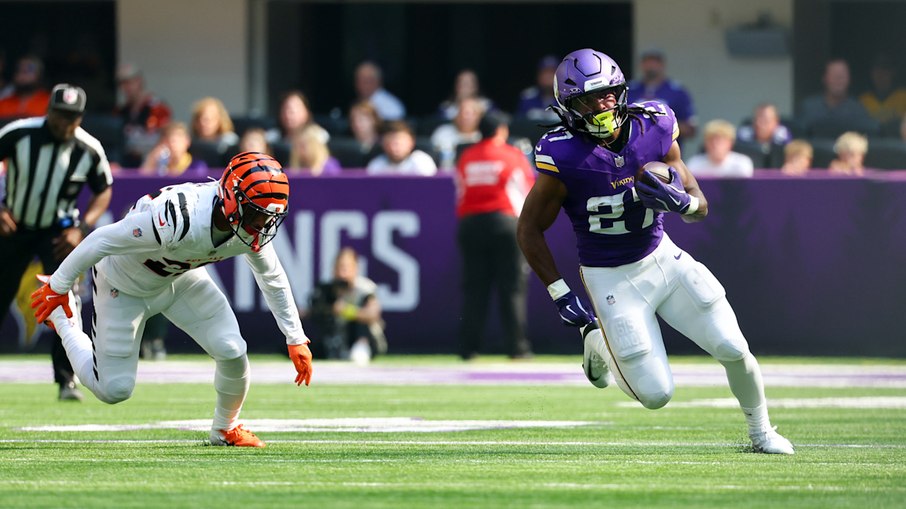 O Vikings enfrentam os Stellers na primeira partida de NFL na Irlanda