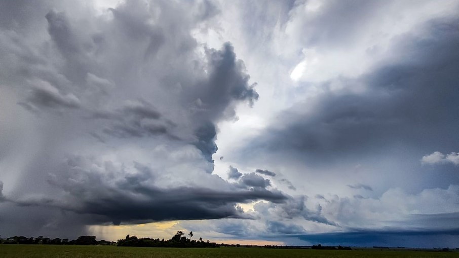 Fenômeno pode trazer risco de chuva intensa em várias regiões