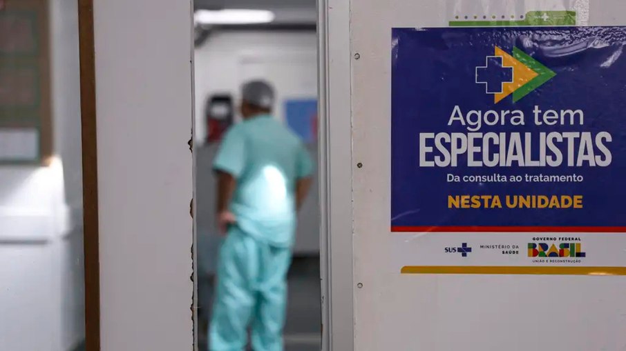 Agora, a medida provisória que cria o Programa Agora Tem Especialistas seguirá para sanção presidencial