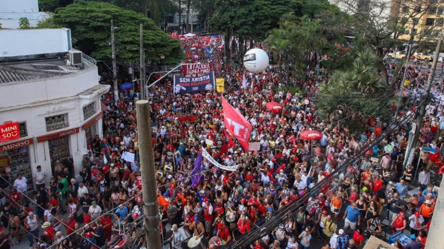 Ato na Praça Oswaldo Cruz, na Avenida Paulista em março de 2025.