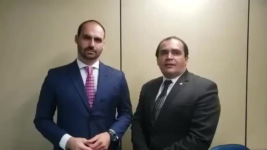 Processo contra Eduardo Bolsonaro no Conselho de Ética terá deputado que já o chamou de 