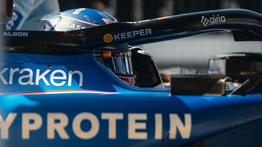 Alexander Albon bate na classificação do GP de Azerbaijão Alexander Albon bate na classificação do GP de Azerbaijão