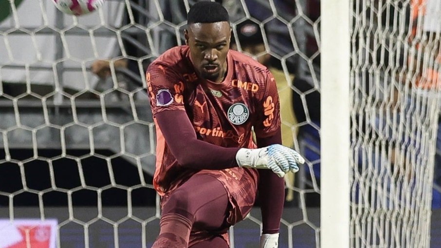 Carlos Miguel fez grande partida contra o Cruzeiro