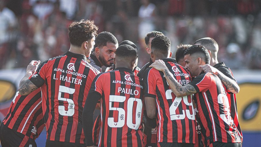 Jogadores do Vitória na derrota para o Corinthians Jogadores do Vitória na derrota para o Corinthians