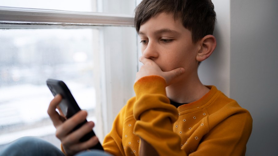 Para essa faixa, são vedadas representações de violência