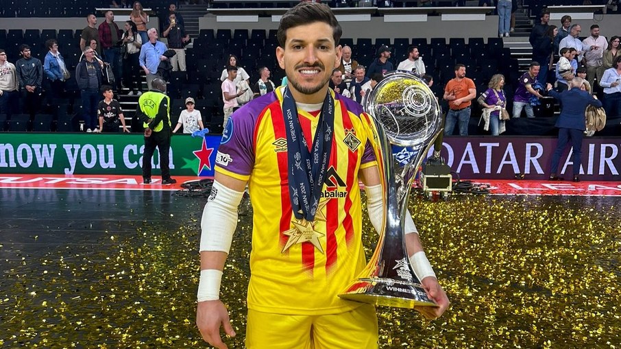 Luan Muller conquistou três Champions com o Palma Luan Muller conquistou três Champions com o Palma