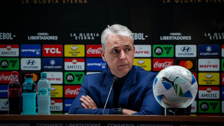 Tiago Nunes após vitória da LDU por 3 a 0 sobre o Palmeiras Tiago Nunes após vitória da LDU por 3 a 0 sobre o Palmeiras