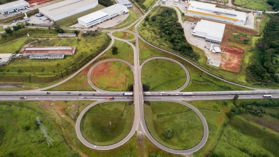 Mais de 40% da produção econômica de Minas passa pela Fernão Dias