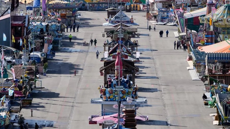 Oktoberfest é suspensa após ameaça de bomba