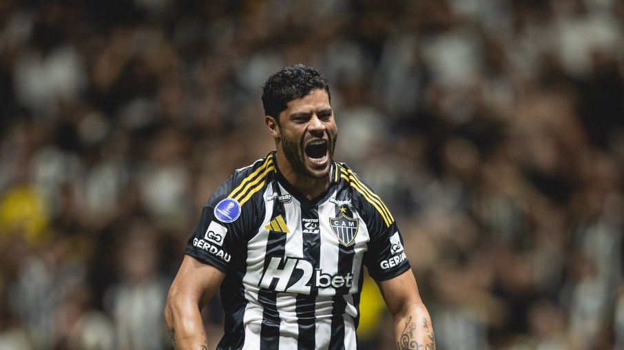 Hulk comemora gol que confirmou classificação do Atlético-MG Hulk comemora gol que confirmou classificação do Atlético-MG