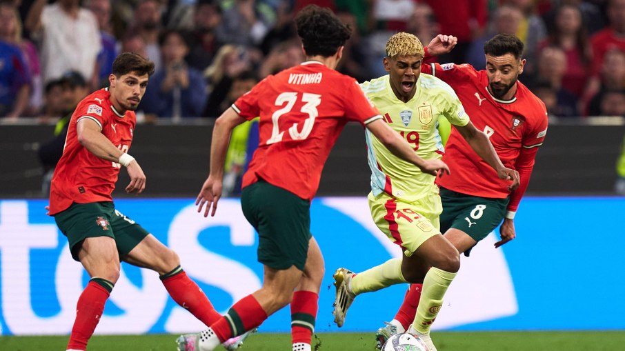Quatro europeus podem garantir vaga à Copa do Mundo nesta semana Quatro europeus podem garantir vaga à Copa do Mundo nesta semana