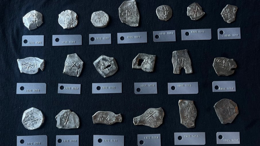 Moedas apresentam cunhagem do período das colônias espanholas