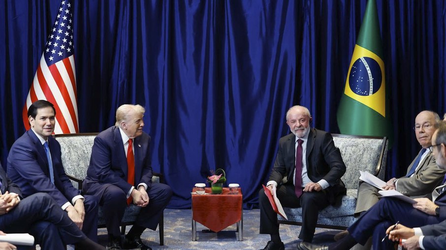 Trump e Lula tiveram reunião de 50 minutos de portas fechadas