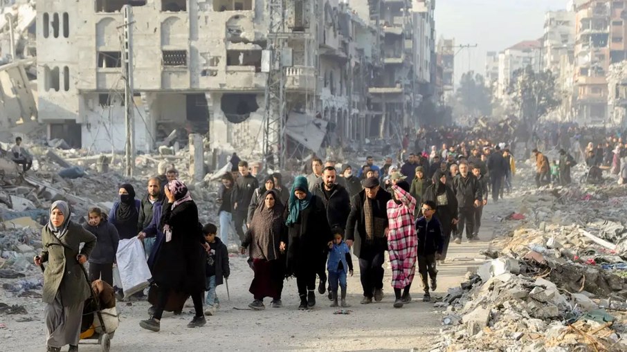 Palestinos retornando para Faixa de Gaza