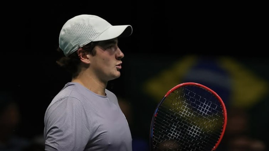 João Fonseca venceu Shapovalov nesta terça-feira 