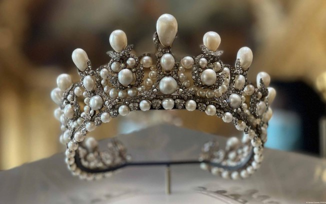 Diadema da Imperatriz Eugênia, esposa de Napoleão 3º, foi surrupiado pelos ladrões