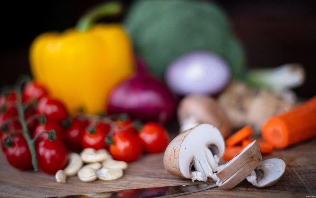 Dieta rica em legumes, verduras e nozes faz bem para a saúde e para o meio ambiente