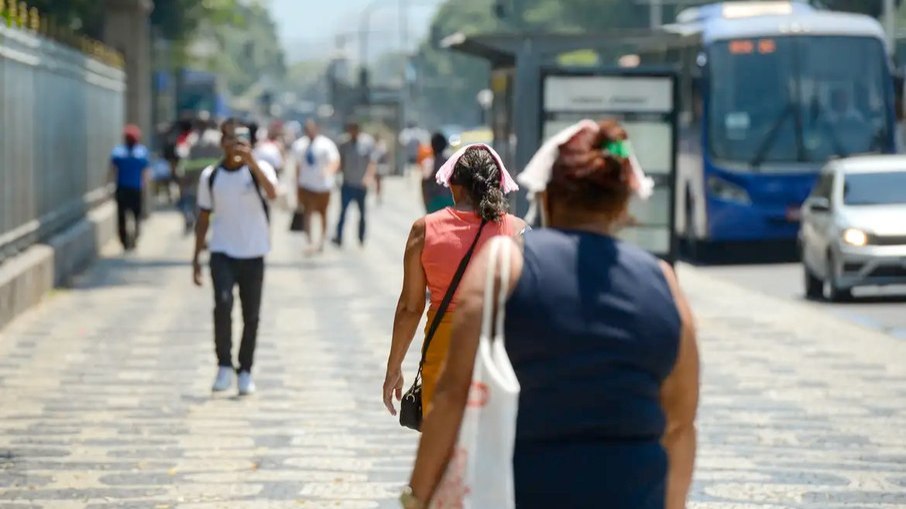 A temperatura se eleva em capitais como São Paulo e Rio de Janeiro
