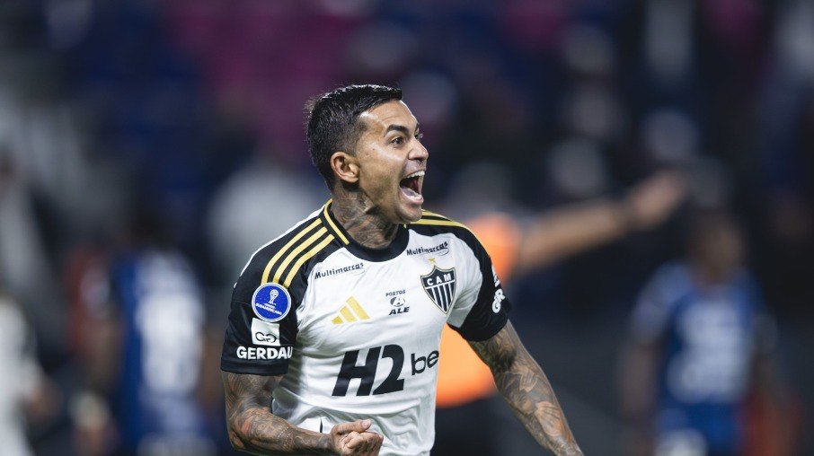 Dudu comemora o gol de empate do Atlético-MG Dudu comemora o gol de empate do Atlético-MG