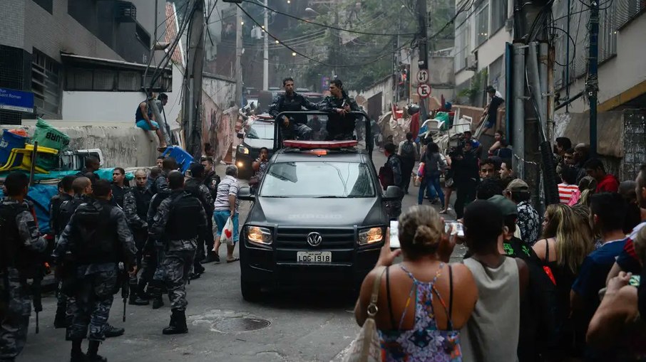 Operação no Alemão e na Penha (RJ) Operação no Alemão e na Penha (RJ)