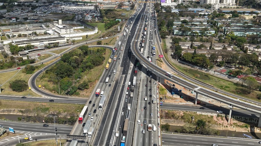 Obras alteram acesso ao Aeroporto de Guarulhos nesta noite