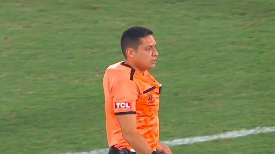 Jesús Valenzuela durante jogo entre Flamengo e Racing Jesús Valenzuela durante jogo entre Flamengo e Racing