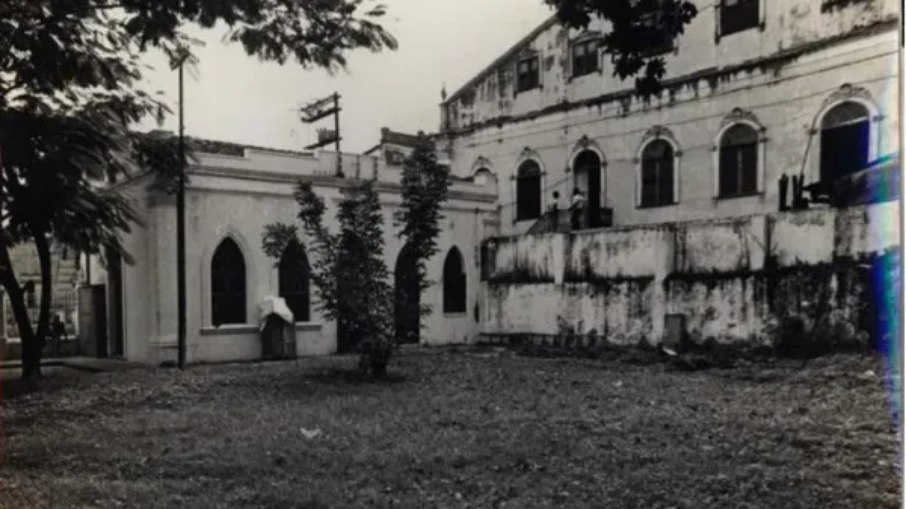 Antigo cemitério da Pupileira