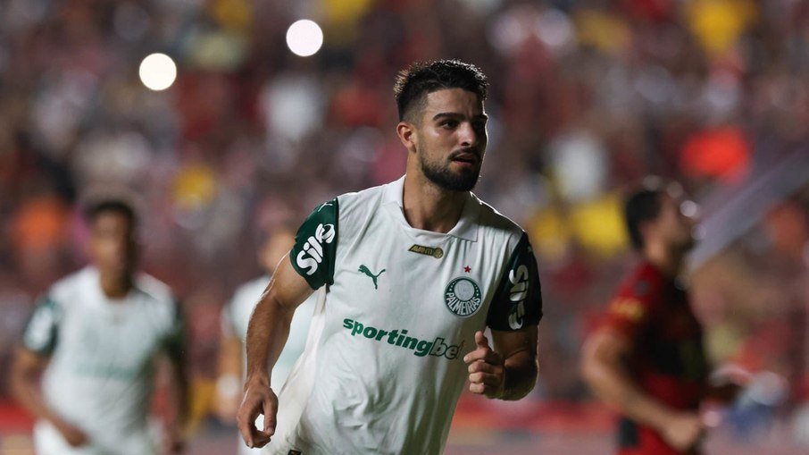 Flaco López vive fase iluminada no Palmeiras