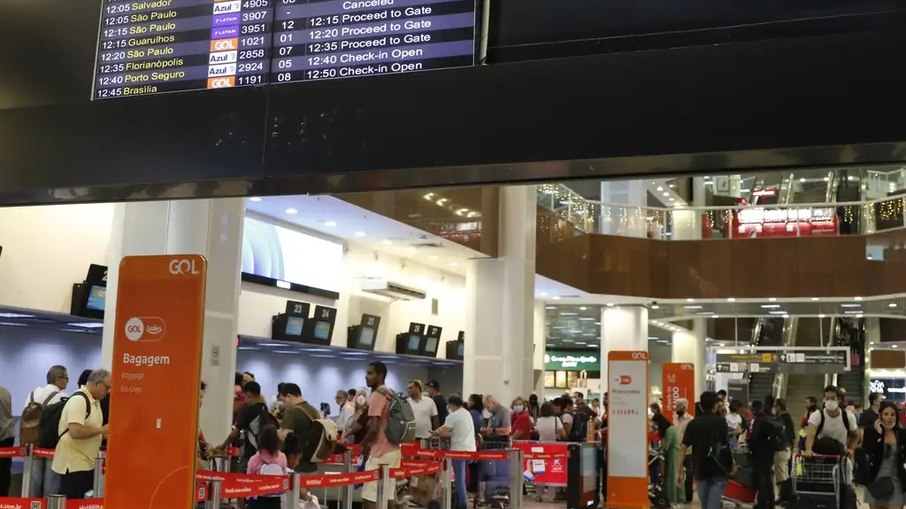 Terminal de passageiros do aeroporto Santos Dumont, no Rio