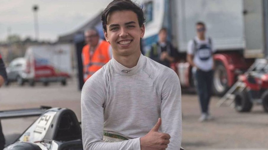 Antolín González, ex-promessa da Fórmula 1, alega ter agido em legítima defesa após briga familiar Antolín González, ex-promessa da Fórmula 1, alega ter agido em legítima defesa após briga familiar