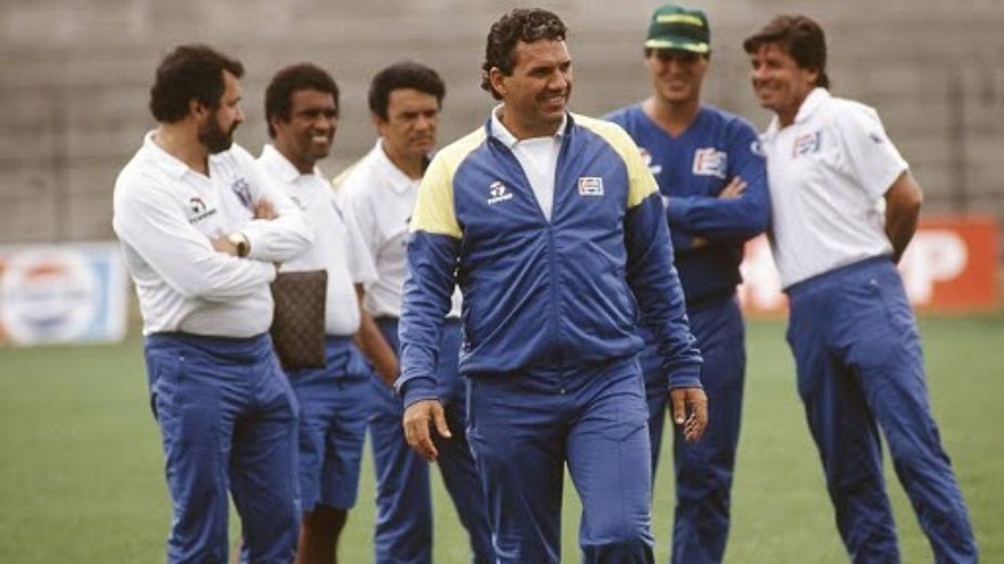Sebastião Lazaroni, técnico da seleção brasileira na Copa do Mundo de 1990 Sebastião Lazaroni, técnico da seleção brasileira na Copa do Mundo de 1990