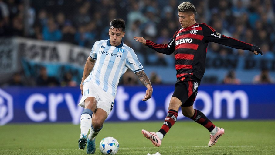 Flamengo segura o Racing e garante vaga na final da Libertadores Flamengo segura o Racing e garante vaga na final da Libertadores