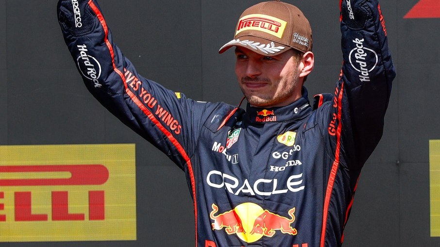 Verstappen vence em Austin e diminui vantagem pelo título