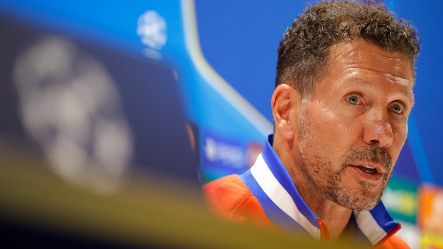 Simeone em entrevista coletiva do Atlético de Madrid