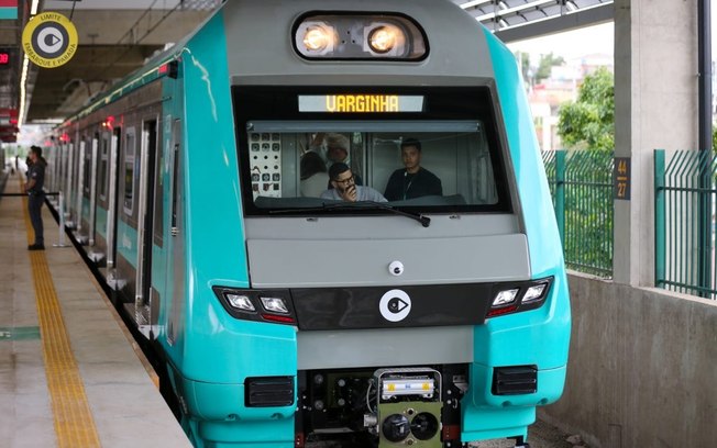 Após período de espera, estação Varginha da Linha 9 Esmeralda inicia operação integral