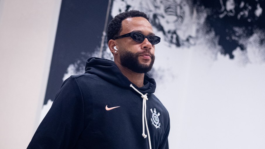 Memphis Depay foi convocado para a seleção holandesa