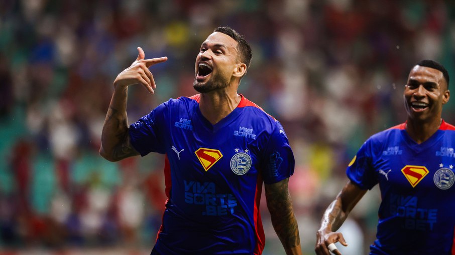 O duelo de tricolores ficou marcado pelo golaço do atacante Willian José