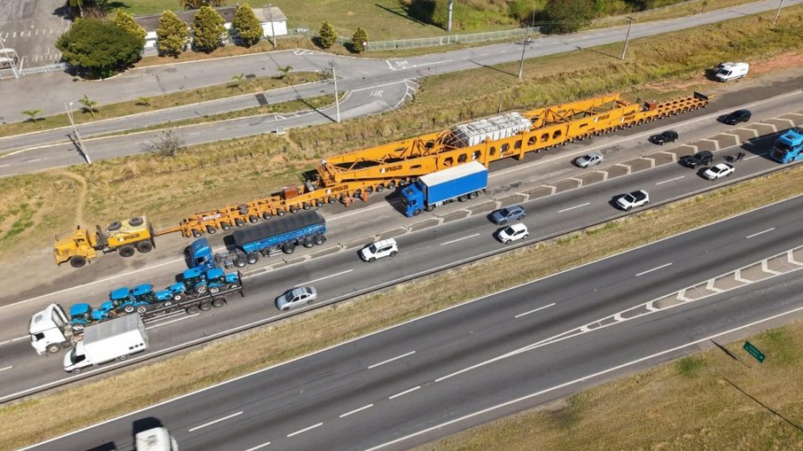 Dutra terá bloqueio de passagem de megacarga na Serra das Araras