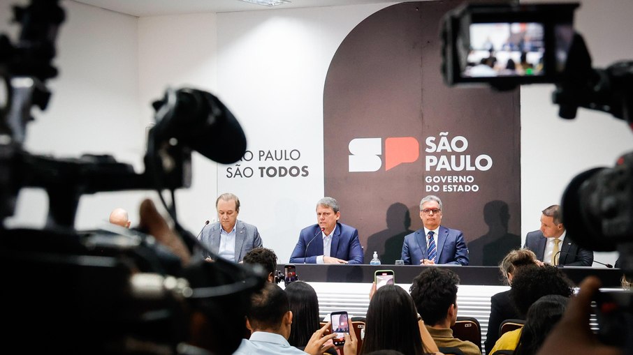 Governo de SP e setor de bebidas unem forças no combate à falsificação no estado
