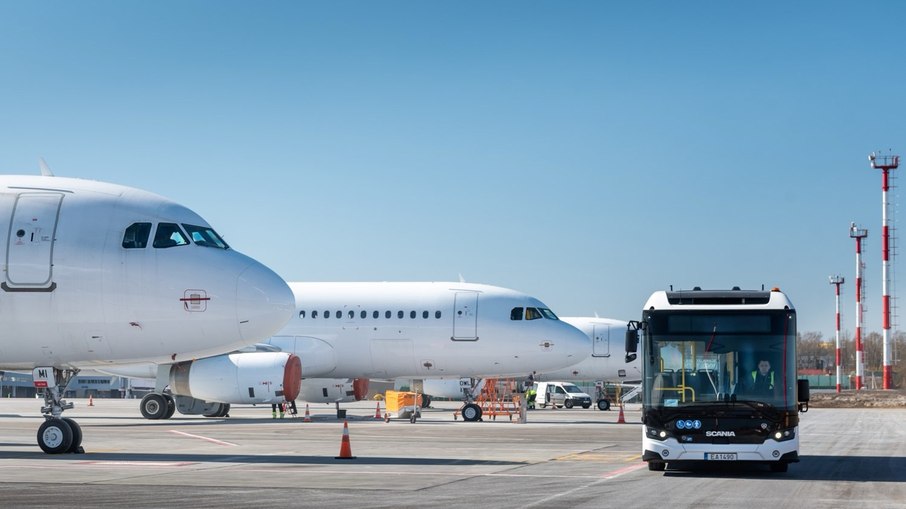 Cerca de 30 voos suspensos durante o fechamento temporário do Aeroporto Internacional de Vilnius, na Lituânia
