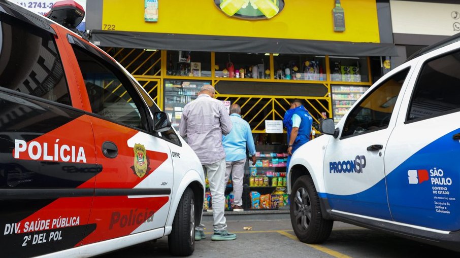 Força-tarefa intensifica fiscalização em bares de SP