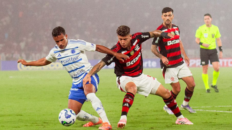 Arbitragem: Flamengo fez reclamação após empate com o Cruzeiro no Maracanã