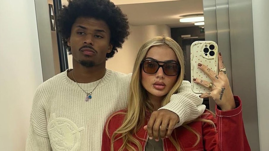 Adeyemi e Loredana vivem em Dortmund, onde o jogador atua Adeyemi e Loredana vivem em Dortmund, onde o jogador atua