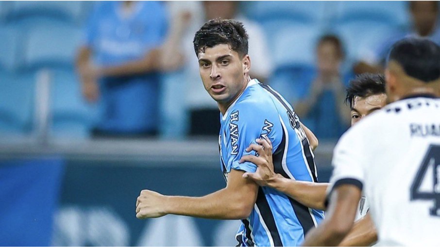 Artilheiro passa em branco, mas Nardoni busca empate do Grêmio