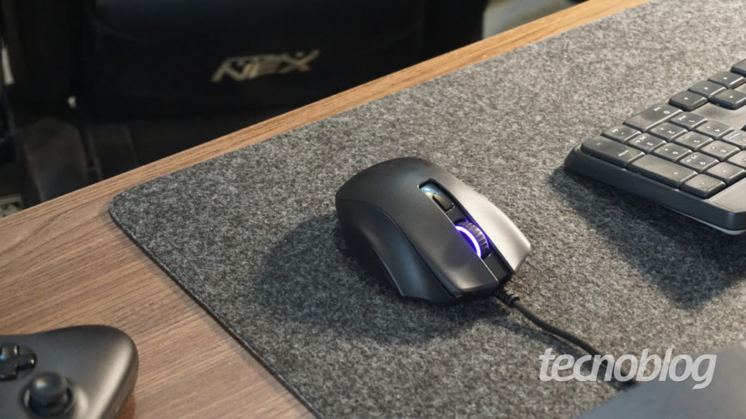 Razer Naga X (Imagem: André Fogaça/Tecnoblog)
