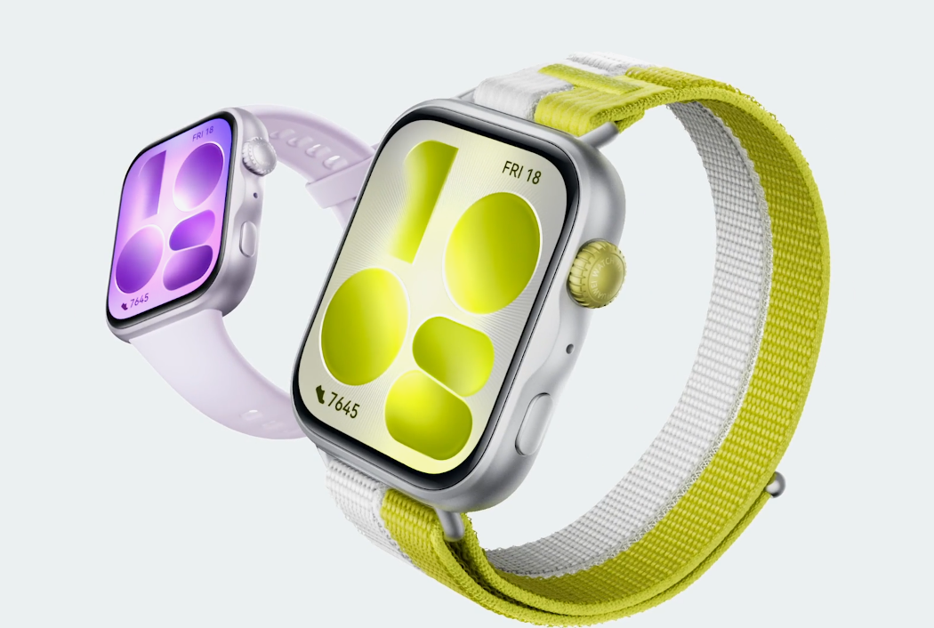 Huawei Watch Fit 5 em pulseira verde com tela AMOLED
